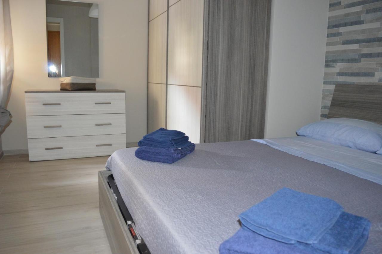 Ferienwohnung Ad Un Passo Dal Mare Porto SantʼElpidio Exterior foto